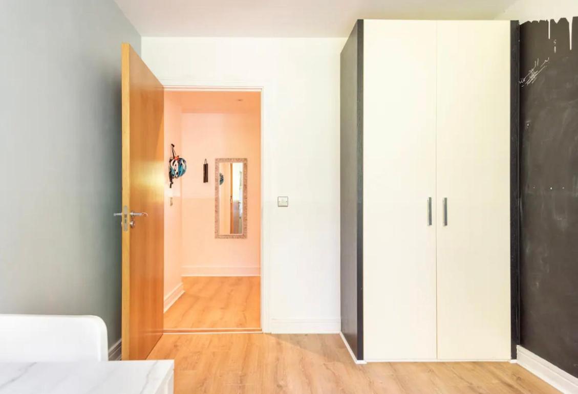 Spacious Room With Relaxing View Дублін Екстер'єр фото